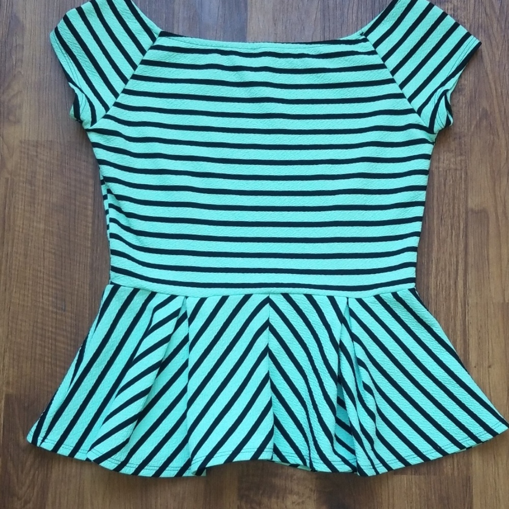 Pleated Waist Blouse Peppermint Stripe - Picture 2 of 4